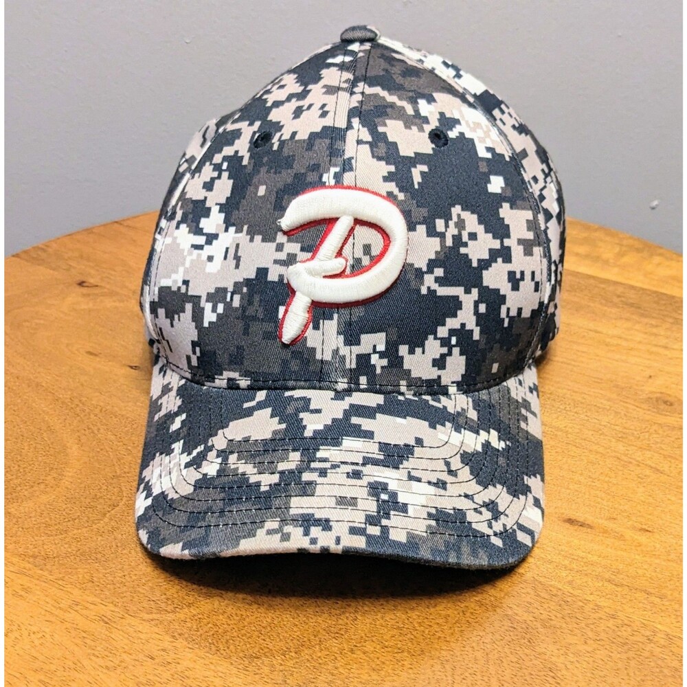 Pacific Headwear Men's L/XL 708F Digital Camo Hat Gray Camouflage Cap Flexfit